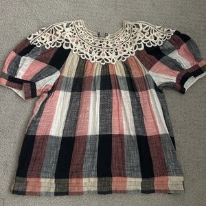 Anthropologie Women’s crochet top